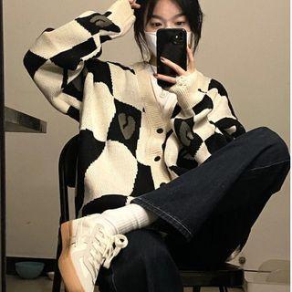 Black & White Plaid Heart Knit Jacket