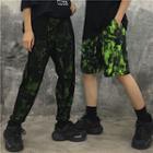 Printed Shorts / Mesh Panel Sweatpants