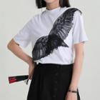 Elbow-sleeve Wing Embroidered T-shirt