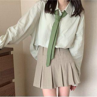 Plain Oversized Shirt / Tie / Striped Mini A-line Skirt
