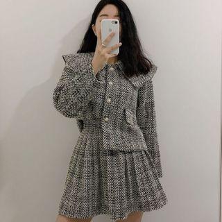 Button Jacket / Pleated A-line Skirt