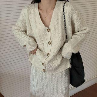 V-neck Cable Knit Long-sleeve Cardigan / High-waist Cable Knit Knit Maxi Skirt