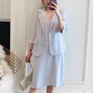 Set: Plain Spaghetti Strap Shift Dress + Single-breasted 3/4-sleeve Blazer