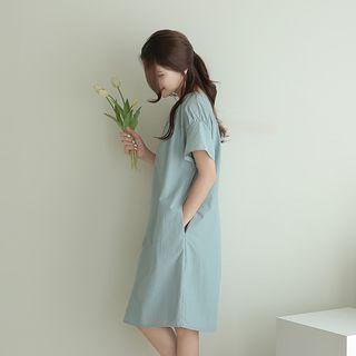 Round-neck Flutter-sleeve Dress