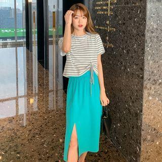 Short-sleeve Striped T-shirt / Slit Midi A-line Skirt