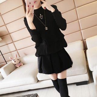 Long-sleeve Frilled-trim Layered Top