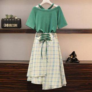 Set: Short-sleeve T-shirt + Plaid Asymmetric Midi A-line Skirt