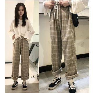 Plain Long-sleeve T-shirt / Plaid Wide Leg Pants