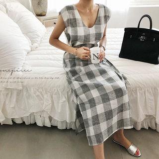 Sleeveless Plaid Maxi Dress With Sash