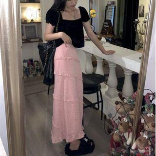 Short-sleeve Plain Crop Top / Frill Trim Maxi Skirt