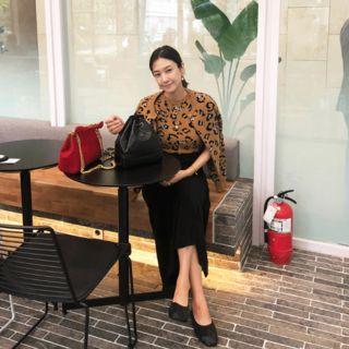 Round-neck Leopard Cardigan