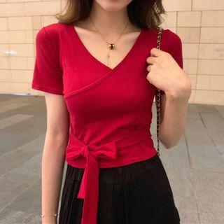Short-sleeve V-neck Tie-front T-shirt