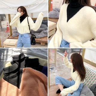 Mock Two-piece Turtleneck Fluffy Sweater