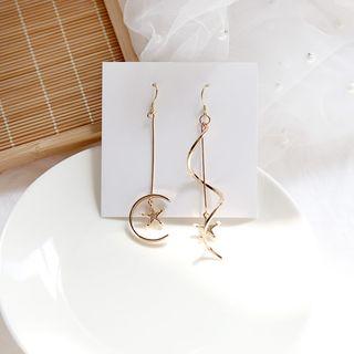 Non-matching Alloy Star Swirl Dangle Earring