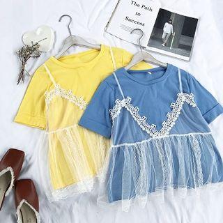 Set: Short-sleeve T-shirt + Spaghetti-strap Mesh Top