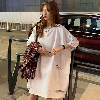 3/4-sleeve Oversize Ripped T-shirt