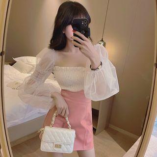 Puff-sleeve Square-neck Blouse / Zipped Mini A-line Skirt