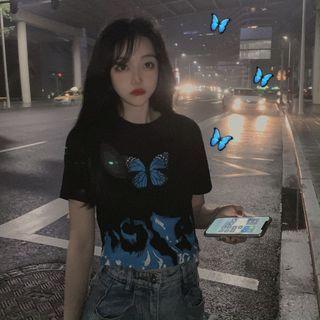 Butterfly Print Short-sleeve Cropped T-shirt Black - One Size