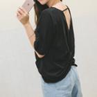 Round-neck Twist Back Top