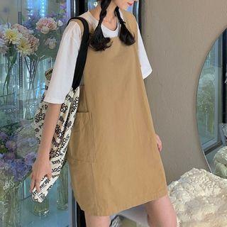 Sleeveless Plain Side Pocket Shift Dress