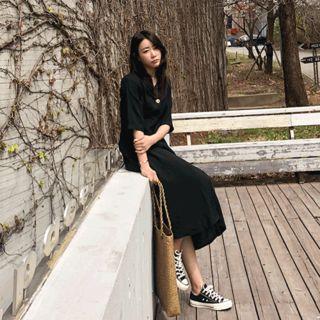 V-neck Elbow-sleeve Shirtdress