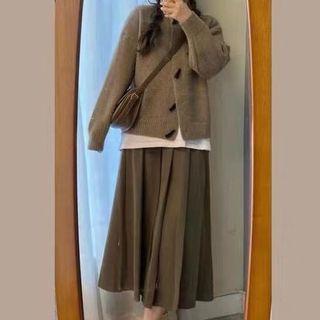 Duffle Cardigan / Midi A-line Skirt