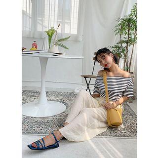 Square-toe Strappy Flat Sandals