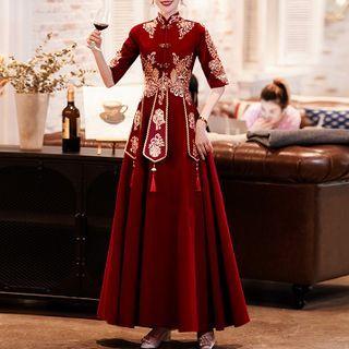 Elbow-sleeve Embroidered Chinese Wedding Dress