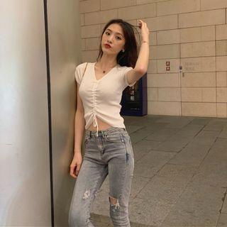 Short-sleeve V-neck Drawstring Cropped Knit Top