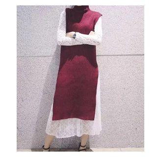 Long-sleeve Lace Panel Maxi Dress