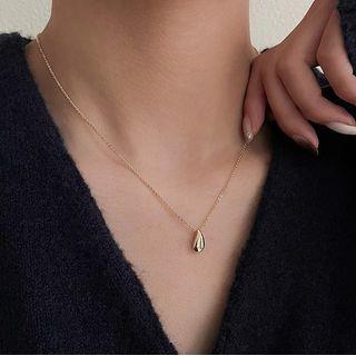 Alloy Droplet Pendant Necklace 1 Pc - Gold - One Size