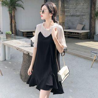 Dotted Panel Ruffle Hem Short-sleeve A-line Dress