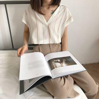 Set: Striped Short-sleeve Top + Plain Wide-leg Pants
