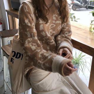V-neck Sweater Khaki - One Size