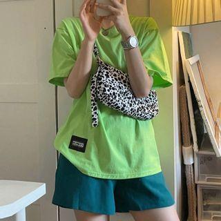 Short-sleeve Label Applique T-shirt Green - One Size