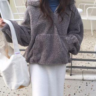 Pocket Front Hooded Fleece Top