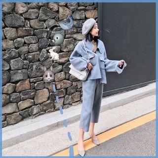 Zip Coat / Sleeveless Dress / Cropped Pants