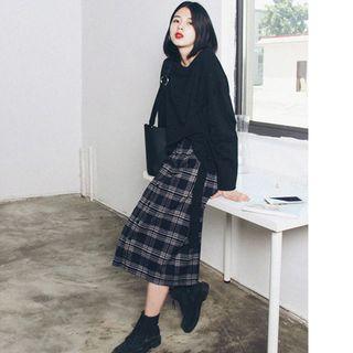 Set: Strap Sweatshirt + Plaid A-line Midi Skirt