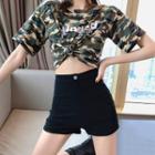 Short-sleeve Camo Print Cropped T-shirt / Denim Hot Pants