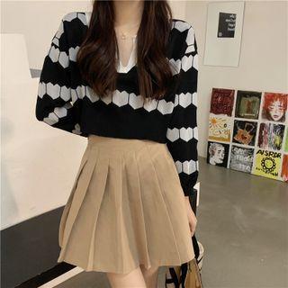 Collared Heart Pattern Long-sleeve Top Black - One Size