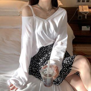 Long-sleeve Cut-out T-shirt / Leopard Print Mini A-line Skirt