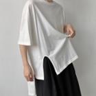 Short-sleeve Asymmetrical Slit-side T-shirt