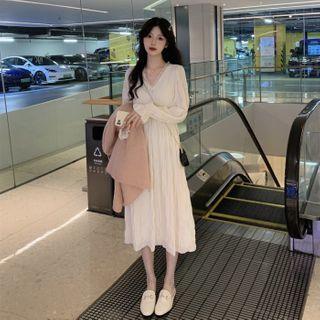 Bell-sleeve Ruffled V-neck Plain Dress