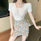 Short-sleeve Ribbed T-shirt / Floral Print Shirred A-line Skirt