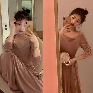 Scallop Trim Long-sleeve A-line Dress