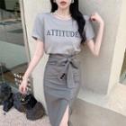 Short-sleeve Lettering T-shirt / Side-silt Pencil Skirt