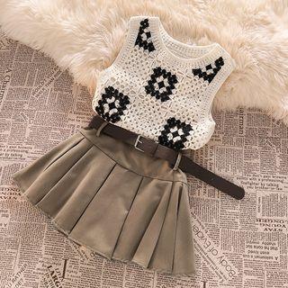 Sleeveless Crochet Knit Top / A-line Mini Skirt