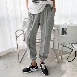 Seamline Velvet Jogger Pants