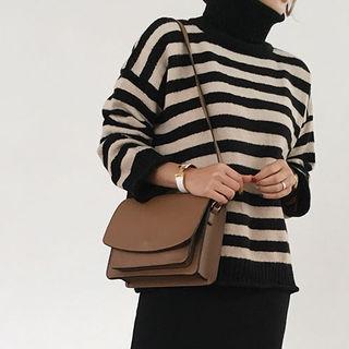 Stripe Turtle-neck Knit Top