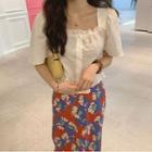 Ruffle Trim Short-sleeve Cropped Blouse / Floral Print Midi Straight-fit Skirt